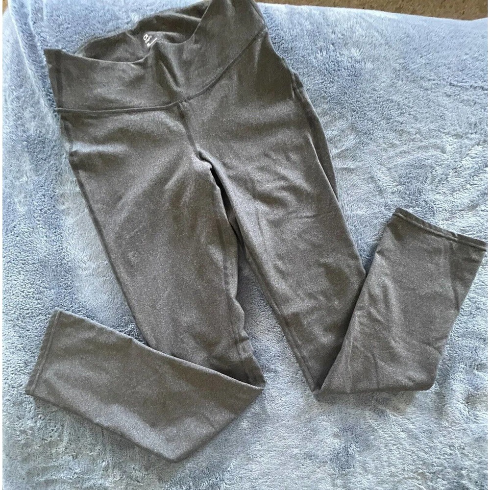 GAP‎ Fit Leggings Cropped Full Length Solid Heather Gray Size M Athletic